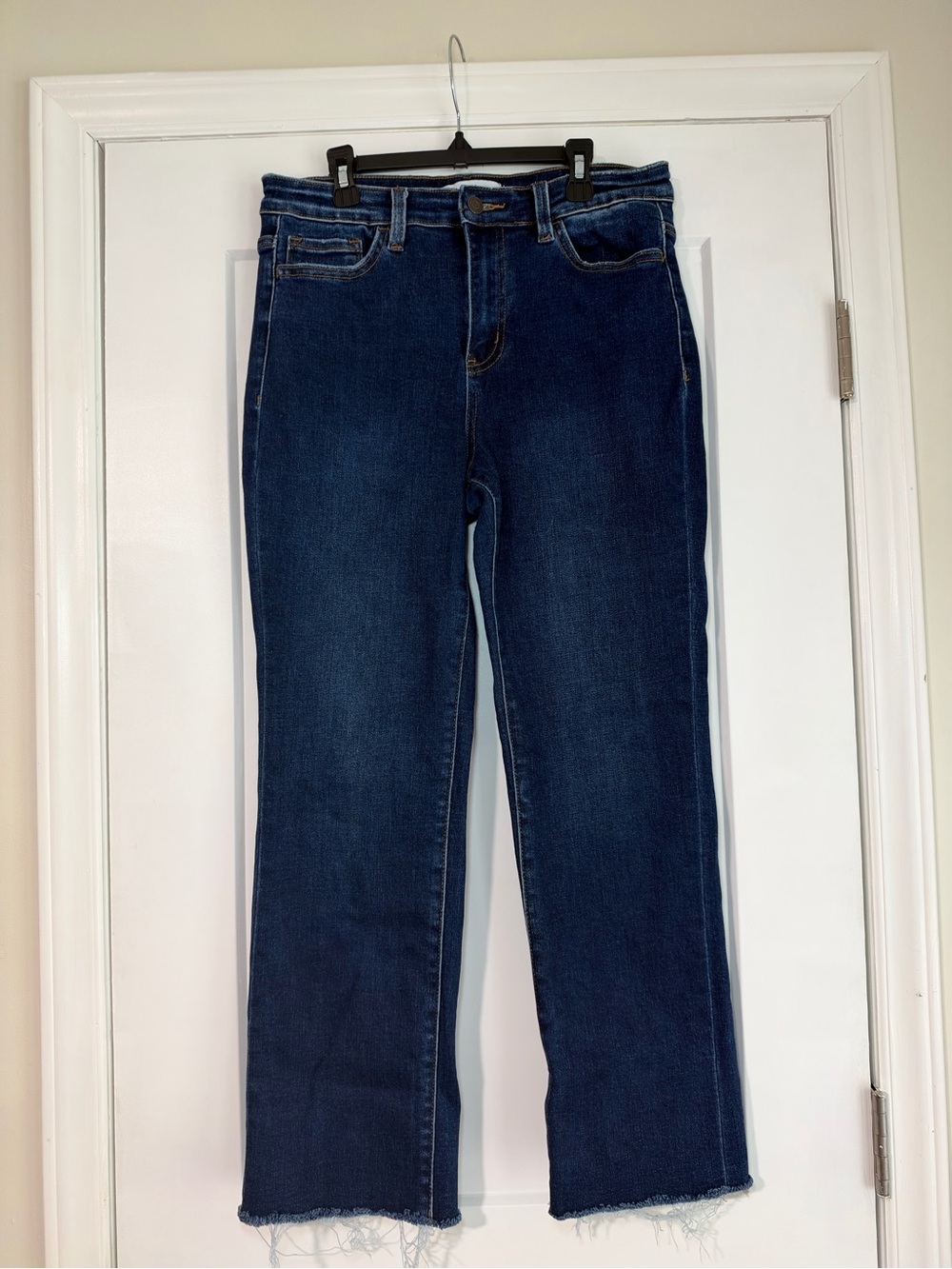 Women’s Flying Monkey Denim Straight Leg Jeans with Distressed Bottoms Size 29